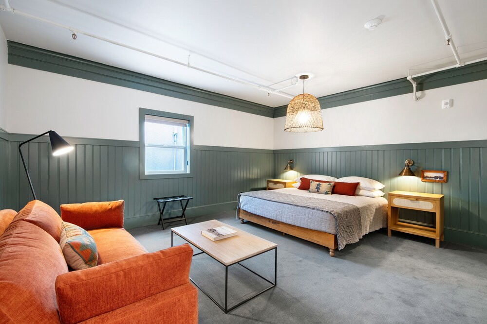 Elegant Room at Historic Hotel Scandi w/ Sofabed, Kitchenette, WiFi & City Views