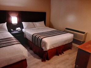 Comfort Room, 2 Queen Beds, Non Smoking, Lake View | Iron/ironing board, free WiFi, bed sheets