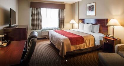 Avon Hotel