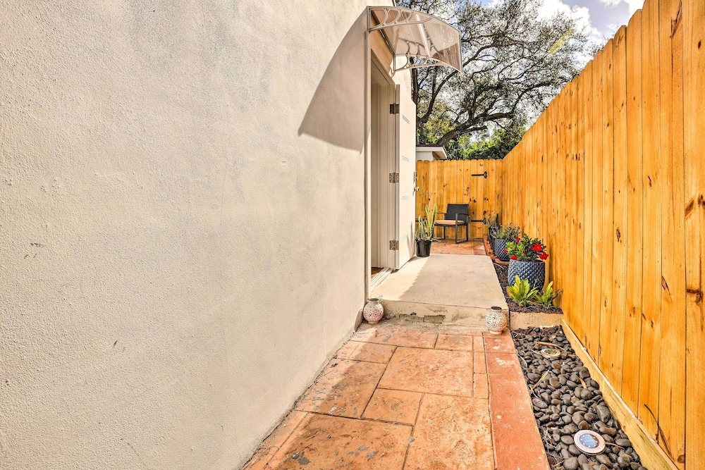 NEW! Miami Tiny House-Style Studio: Walk to Bay!