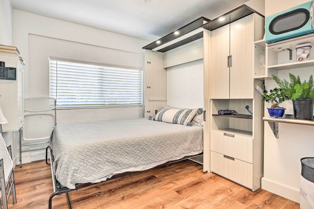 NEW! Miami Tiny House-Style Studio: Walk to Bay!