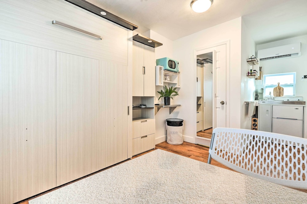 NEW! Miami Tiny House-Style Studio: Walk to Bay!