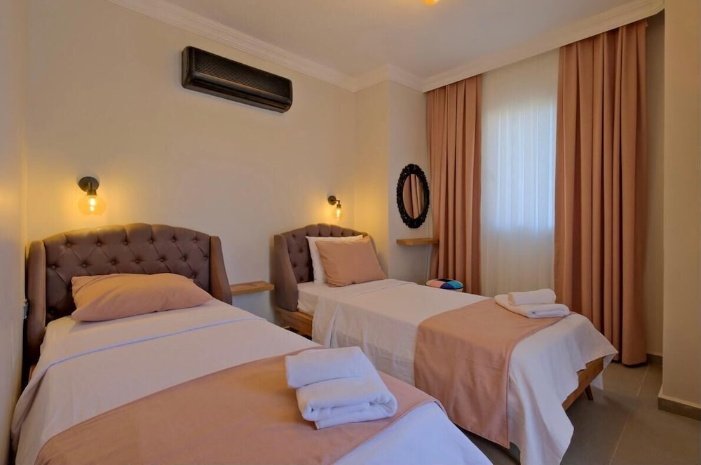 Ciello Suites Hotel