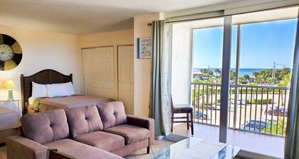Bonita Beach & Tennis Club Condo