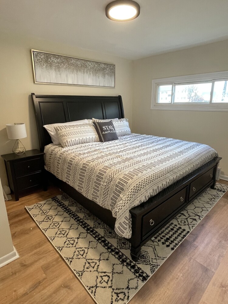 Fully remodeled chic & cozy home 2 bedroom home Bowling Green Vrbo