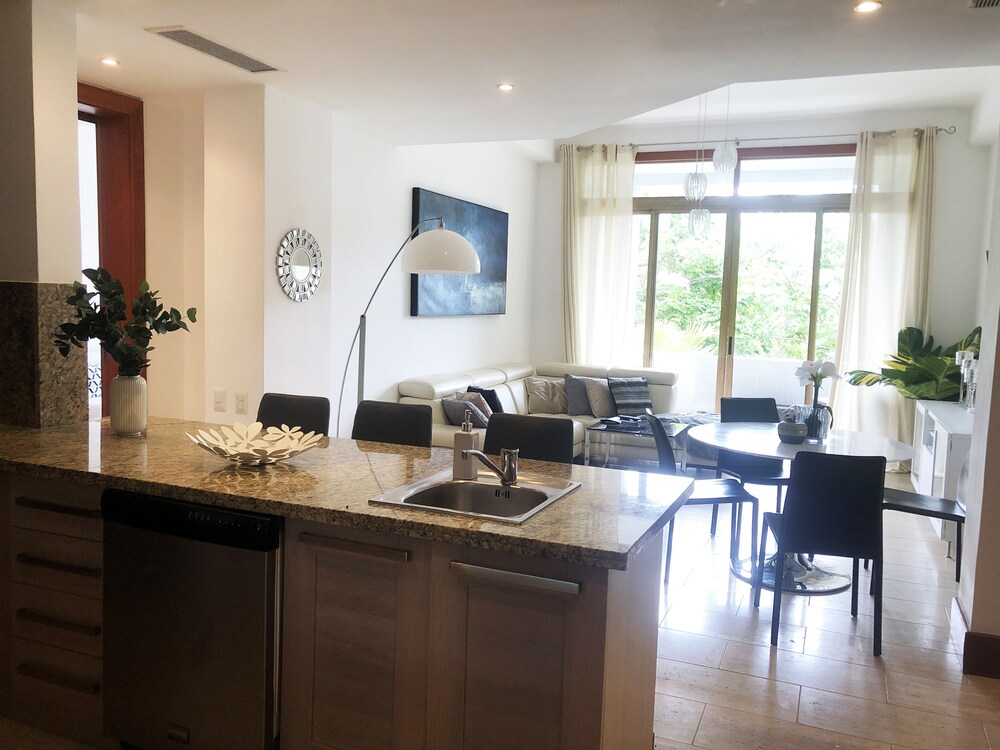 Spacious Condo, Great Wifi, Excellent Service La Romana Vrbo