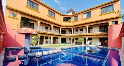 Hotel Santa Cruz