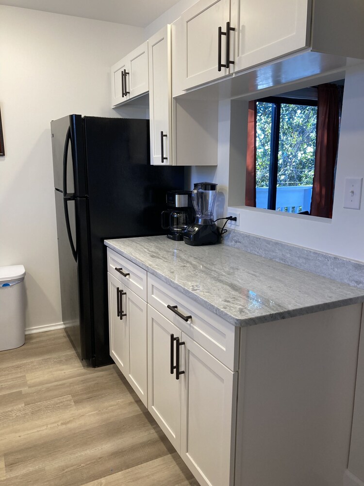 Private kitchen, 2144 New Bayfront Condo overlooking Mobile Bay