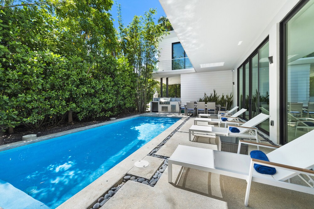 Villa Laurent - In Brickell minutes from South Beach