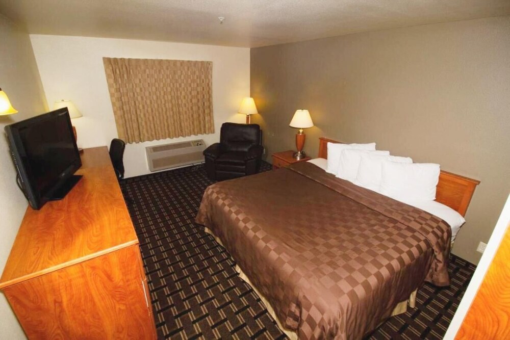 Idaho Getaway! Pets Allowed, Budget-friendly, Right On Your Budget!