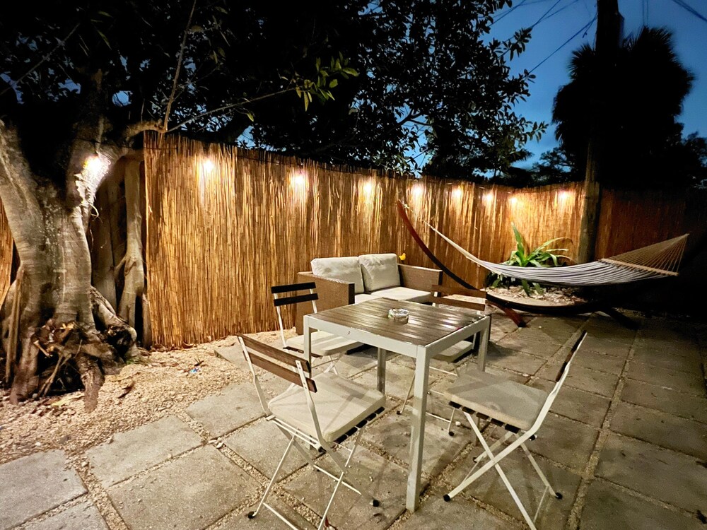 Charming Modern Beach/Farm Style Home| King Beds