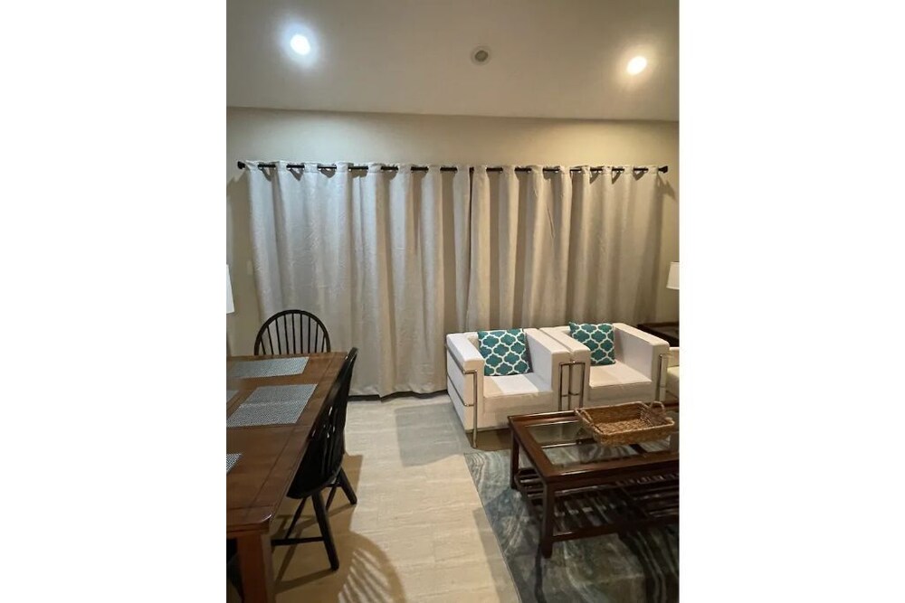 Lovely 2Bedroom, 2Bathroom Condo On The Golf Course Walden on Lake