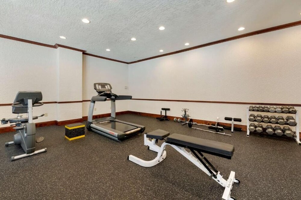 In the Heart of it All! Near Raymond James Stadium and Tampa Convention Center