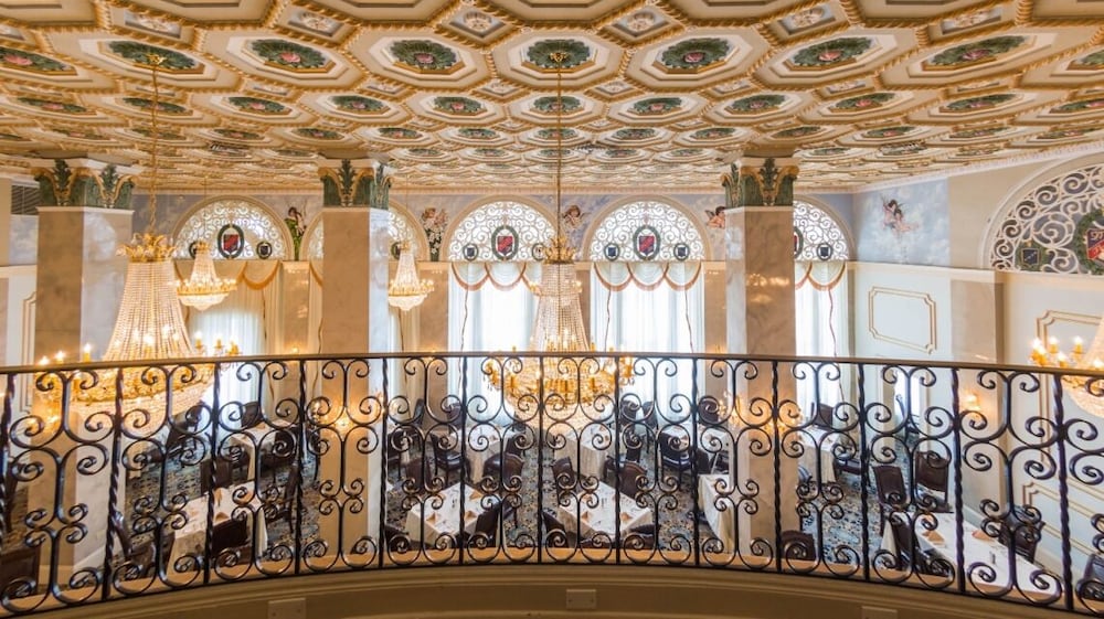 2 Amazing Units in Iconic Historic Building, Minutes to Riverwalk, U of Tampa