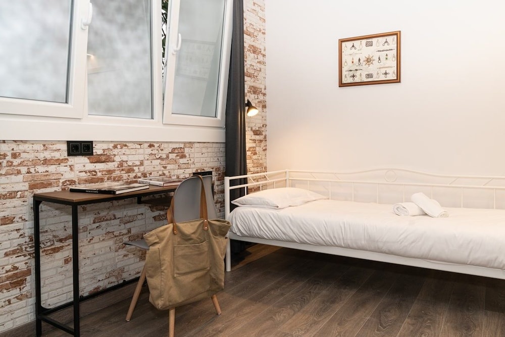 Foto - Pension H30 SALCES Self check in Licencia HBI01292