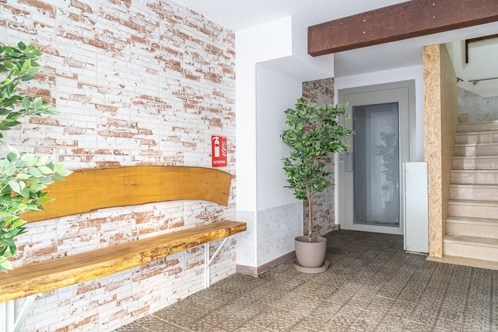 Foto - Pension H30 SALCES Self check in Licencia HBI01292