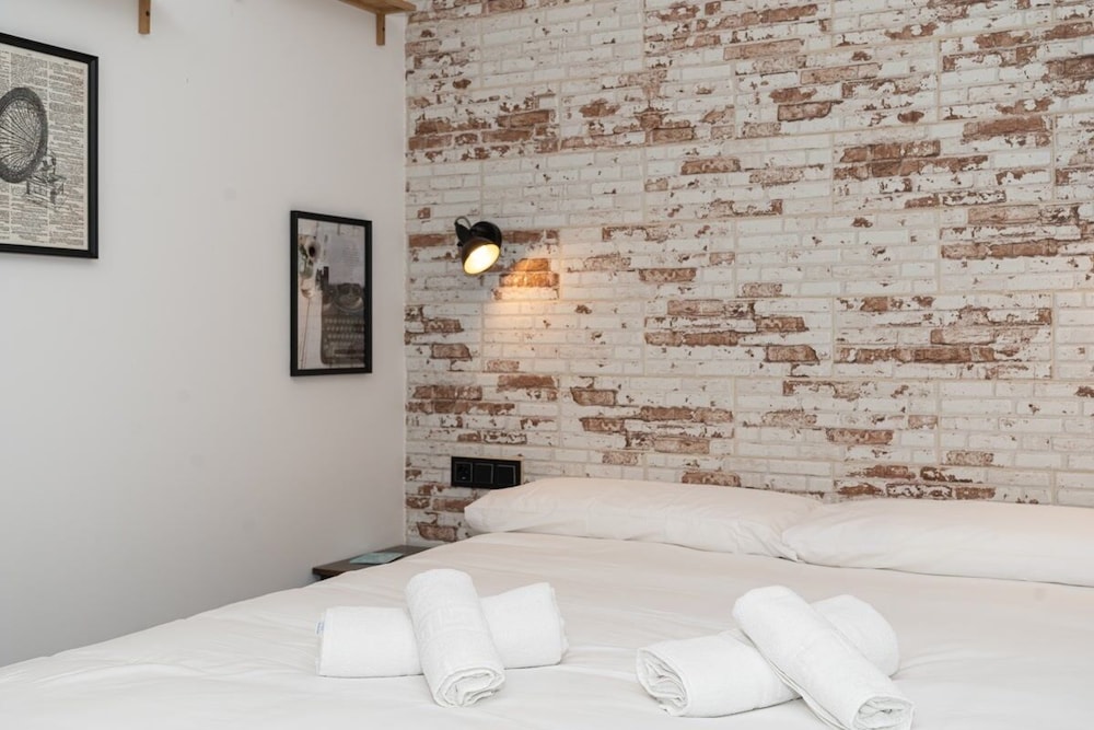 Foto - Pension H30 SALCES Self check in Licencia HBI01292