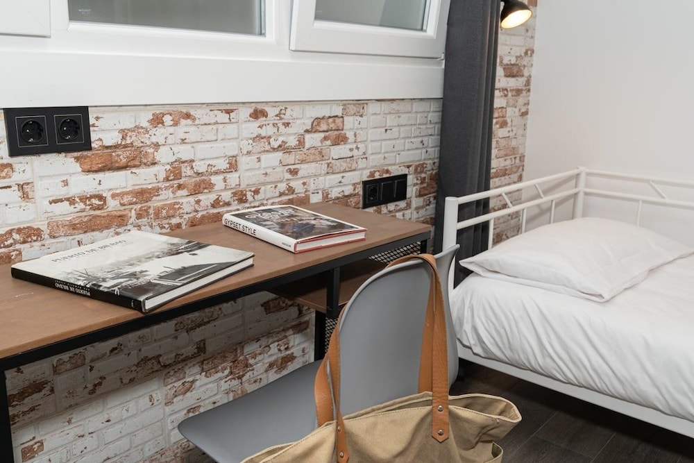 Foto - Pension H30 SALCES Self check in Licencia HBI01292