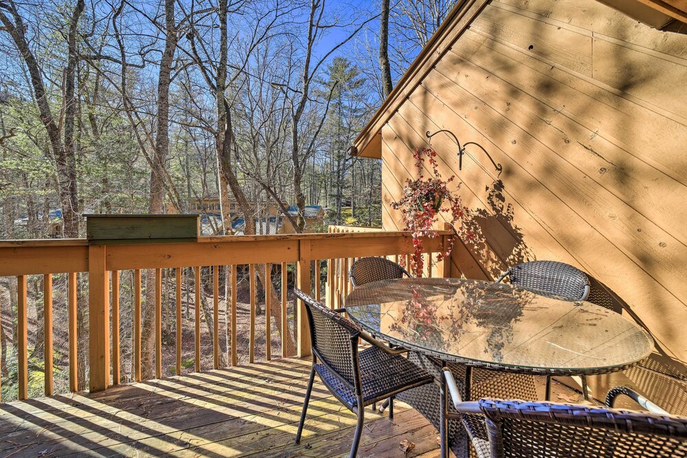 NEW! Sunny Sapphire Townhome w/ Resort Amenities!