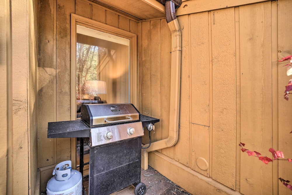 NEW! Sunny Sapphire Townhome w/ Resort Amenities!