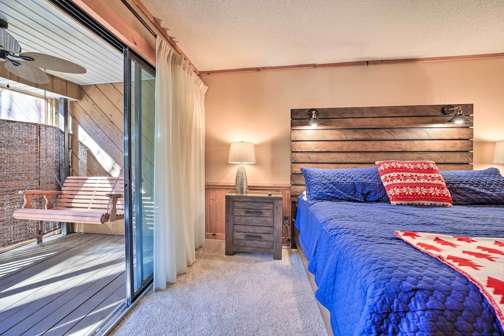 NEW! Sunny Sapphire Townhome w/ Resort Amenities!