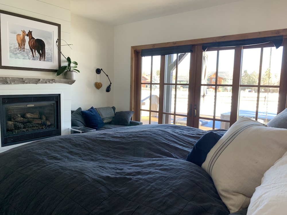 Luxury Home close to downtown Carbondale! Carbondale Vrbo