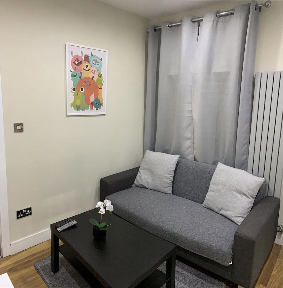 The Parkdale Suites