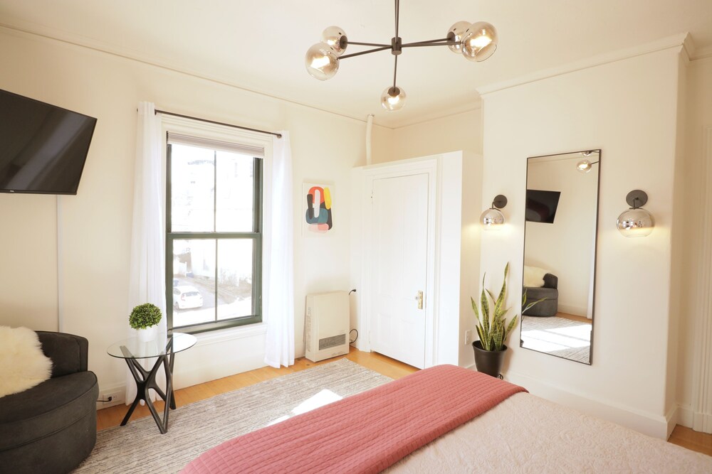 Morrill Mansion 2 Self Check In Parking Portland Vrbo