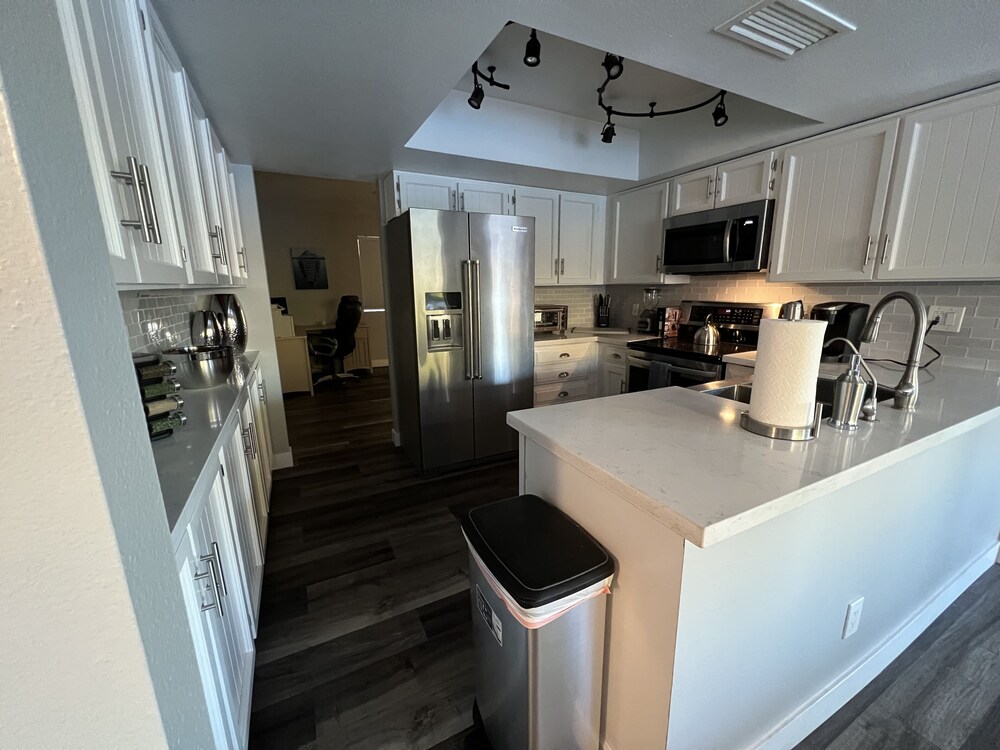 Beautiful 3 bedroom house with pool