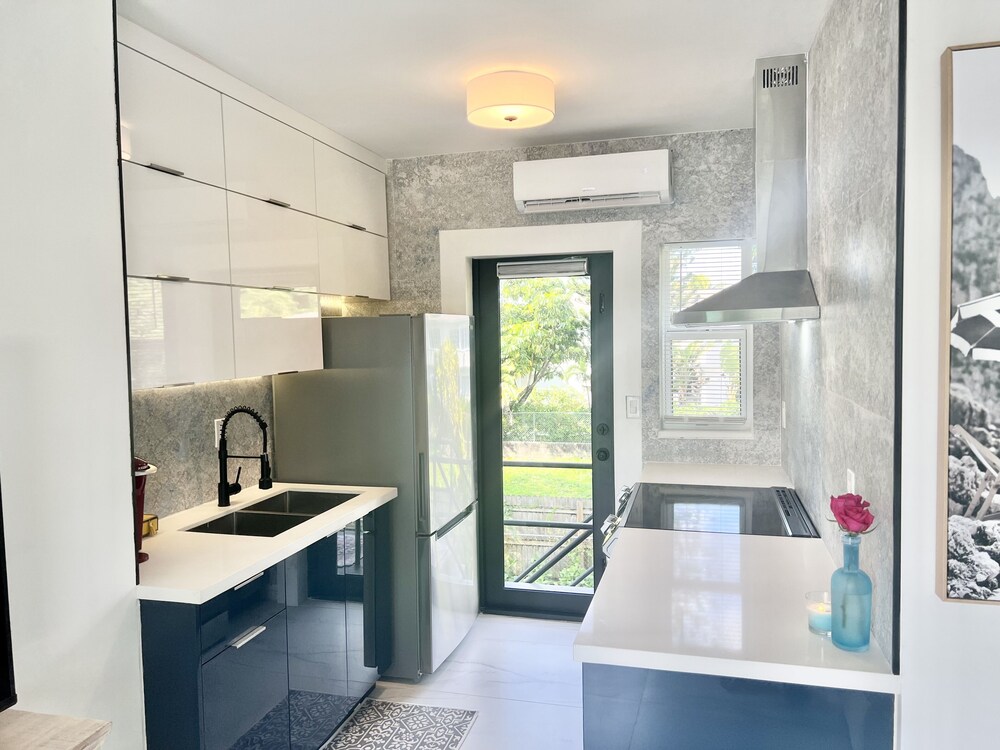 Winterhaven At The Carrington- 2 Bedroom 1 Bath Apartment-50% off Monthly rental