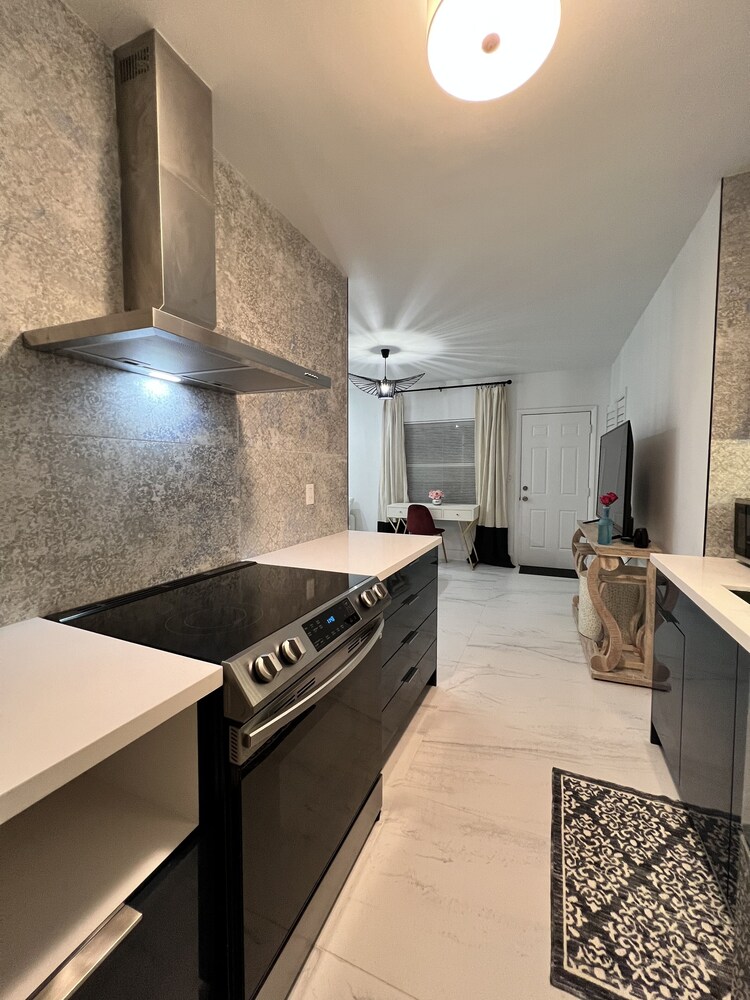 Winterhaven At The Carrington- 2 Bedroom 1 Bath Apartment-50% off Monthly rental