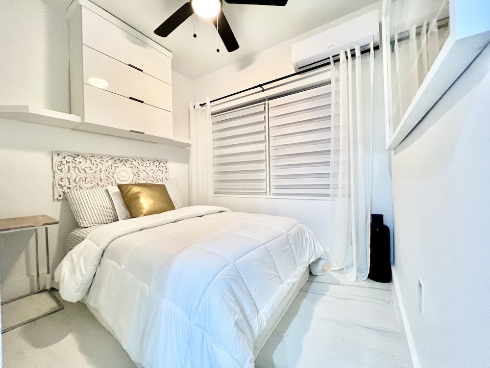 Winterhaven At The Carrington- 2 Bedroom 1 Bath Apartment-50% off Monthly rental