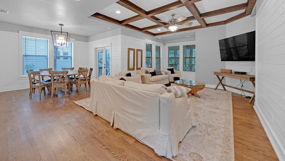 Luxury Seacrest Beach Home - Community Pool / Deeded Beach