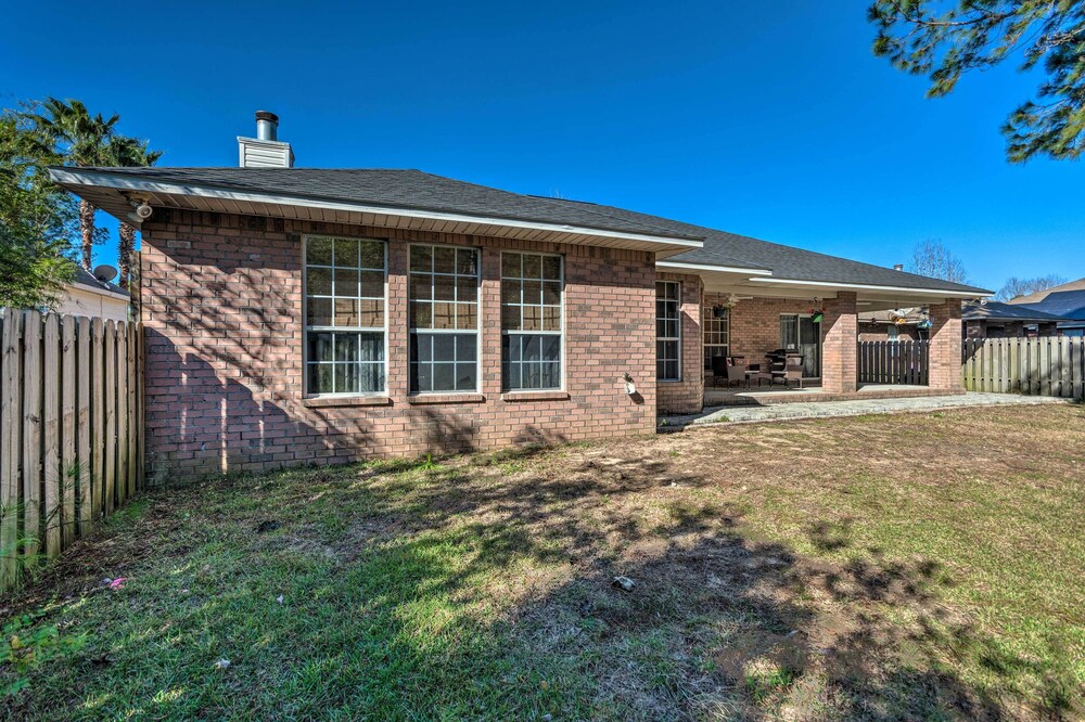 NEW! Private Gulf Breeze Gem w/ Easy Shore Access!