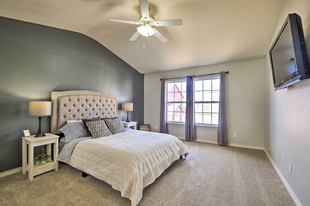 Modern Afton Townhome Walk to Grand Lake! Monkey Island Vrbo