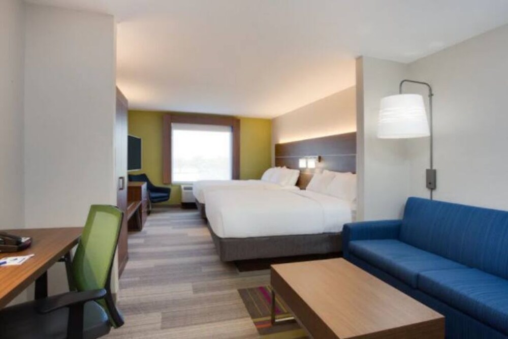 8610 Elm Fair Blvd, Tampa, FL 33610, USA