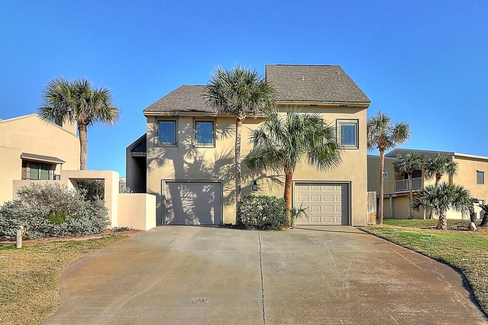 Beachy Keen Sh7393 3 Bedroom Home