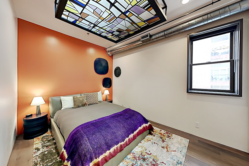 Skylight Condo with City & Mountain Views, Luxury Interior & Walkable Locale