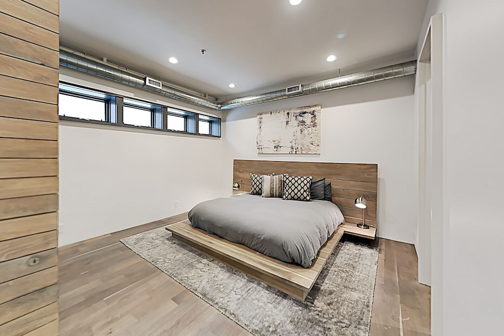 Skylight Condo with City & Mountain Views, Luxury Interior & Walkable Locale