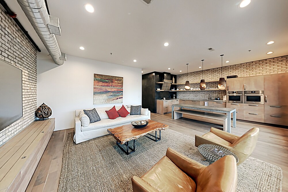 Skylight Condo with City & Mountain Views, Luxury Interior & Walkable Locale