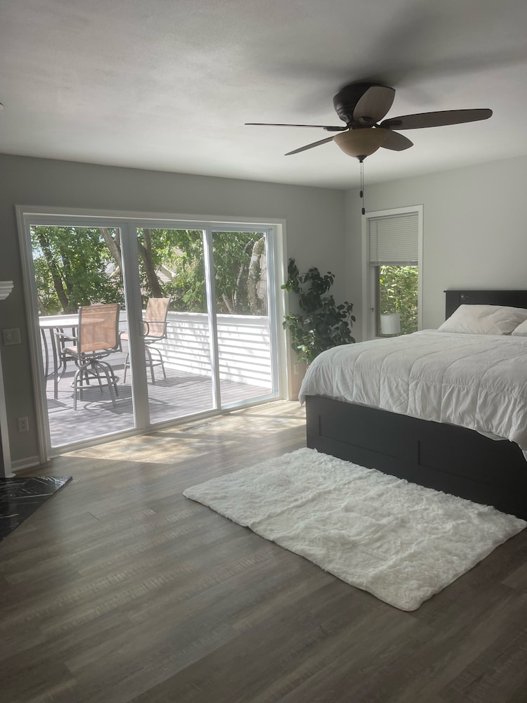 Contemporary home in quiet neighborhood with pool & great back yard