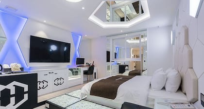 Theban Hotel