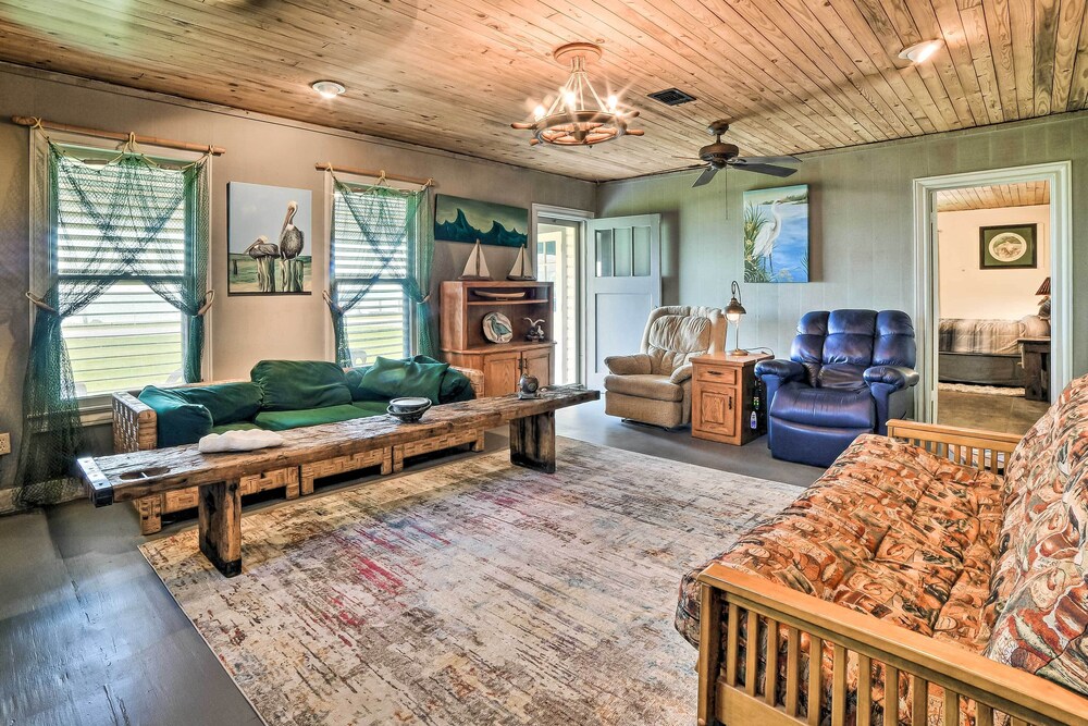 NEW! Rustic Getaway w/ Grill - On San Antonio Bay!