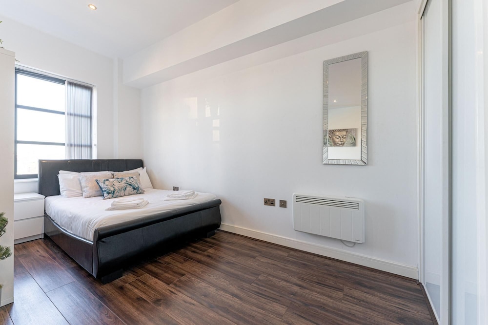 Lavish Loft Conversion - Amazing Location