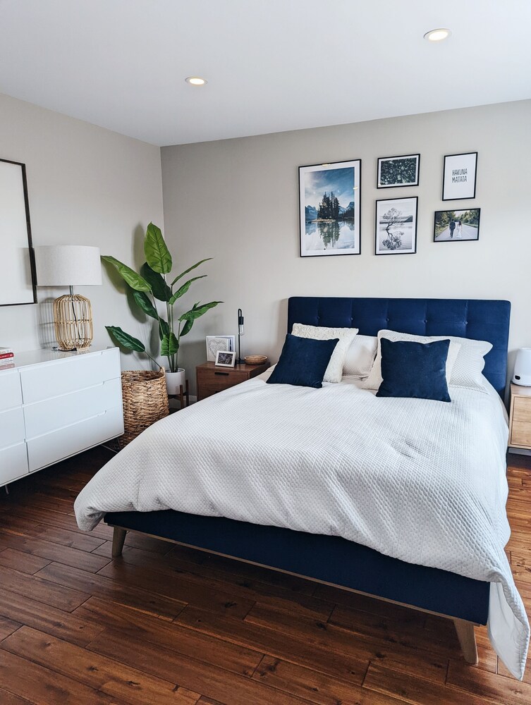 Newly Renovated 2 Bedroom Home For Rent in March Barrie Vrbo