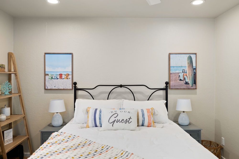 Beachfront Getaway w/ Breathtaking Ocean Views; Steps from Beach and