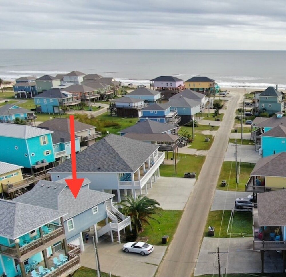 Rockin' Redfish relaxing family beach house, fisherman's paradise.