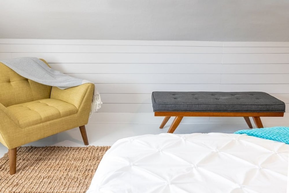 The Ames Retreat Firepit Downtown Gigabit Ames Vrbo