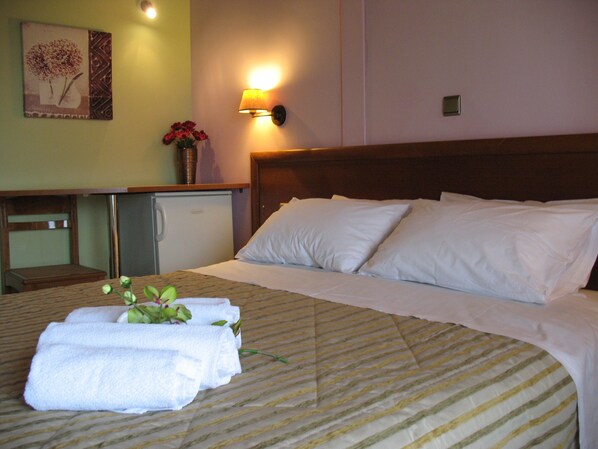 Deluxe Double Room | Premium bedding, down comforters, individually decorated