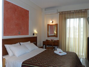 Standard Double or Twin Room | Premium bedding, down comforters, individually decorated